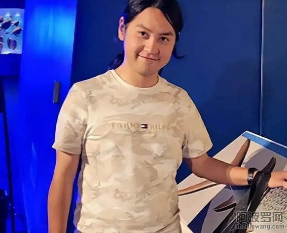 陈麟.jpg